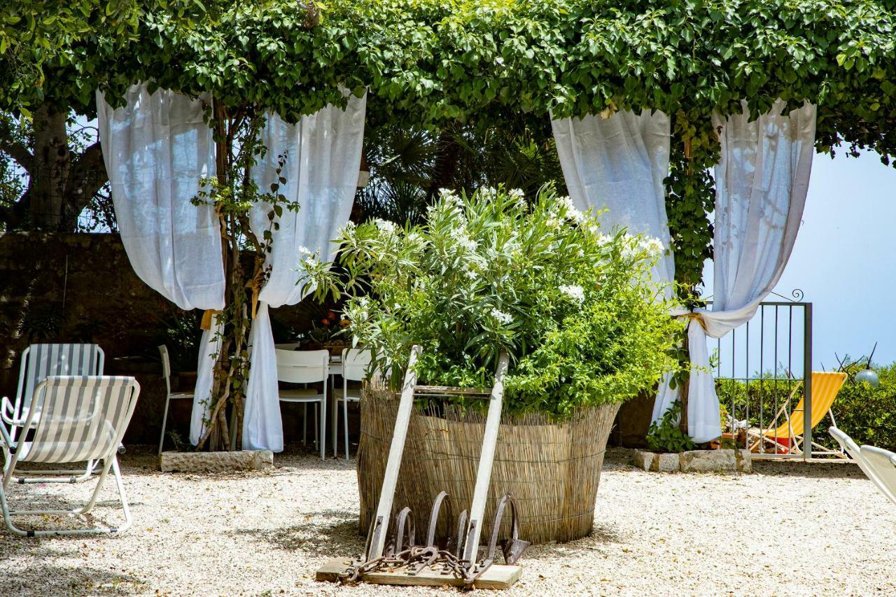 Le Case Dello Zingaro Contrada Sauci Grande Extérieur photo